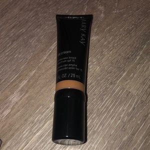 Mary Kay Sunscreen DEEP tint